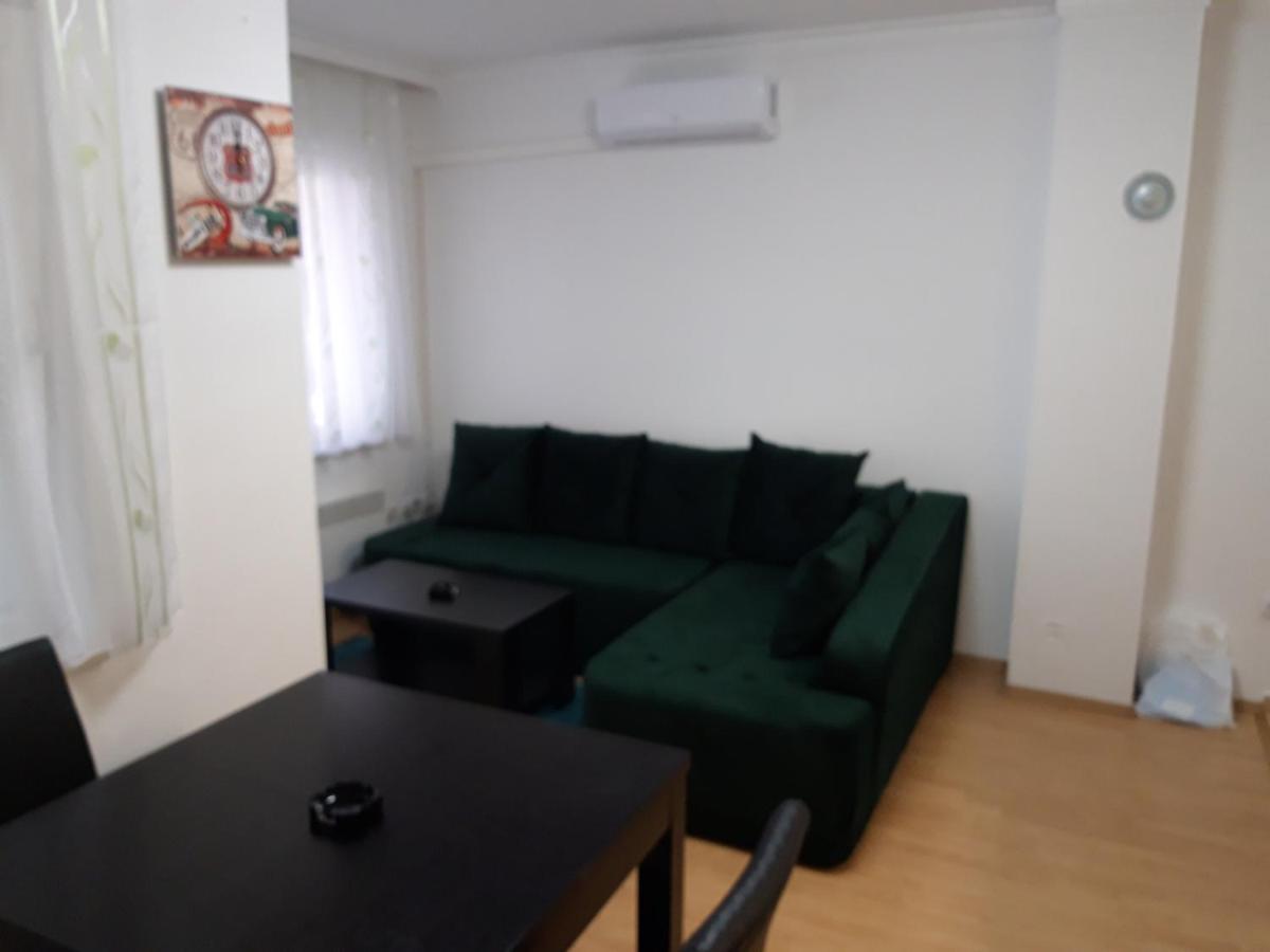 Simikic Z Appartement Bijeljina Buitenkant foto